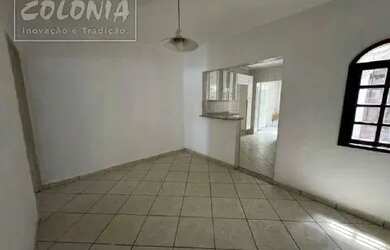 Imagem: A casa possui 3 Dormitórios, 3 Banheiros, 1 Vaga na garagem