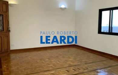 Imagem: O apartamento possui 2 Dormitórios, 1 Banheiro, 96m² de Área