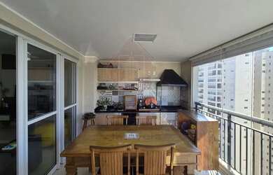 Imagem: O apartamento possui 3 Dormitórios, 5 Banheiros, 2 Vagas na