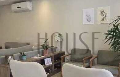 Imagem: A casa em condomínio possui 3 Dormitórios, 4 Banheiros, 3