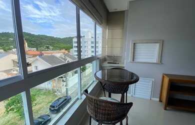 Imagem: O apartamento possui 2 Dormitórios, 2 Banheiros, 2 Vagas na