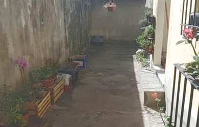 Imagem: A casa possui 1 Dormitório, 1 Banheiro e está localizado