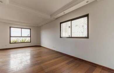 Imagem: O apartamento na cobertura possui 4 Dormitórios, 5 Banheiros