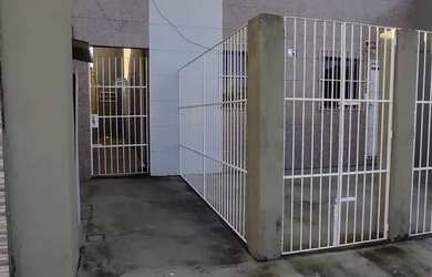 Imagem: A casa em condomínio para alugar possui 2 Dormitórios e 1