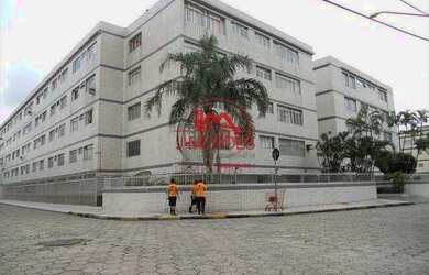 Imagem: A kitnet possui 1 Dormitório, 1 Banheiro, 1 Vaga na garagem