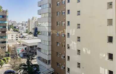 Imagem 13: Apartamento com 2 Dormitorio s localizado a no bairro Mont Serrat em Porto...