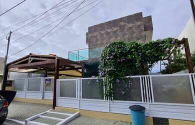 Imagem: A casa em condomínio possui 5 Dormitórios, 5 Banheiros, 2