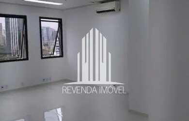 Imagem: O depósito possui 1 Vaga na garagem, 35m² de Área e está