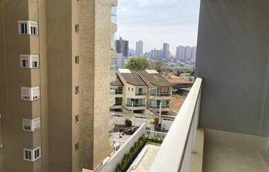 Imagem: O apartamento possui 2 Dormitórios, 2 Banheiros, 2 Vagas na