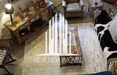 Imagem: A casa em condomínio possui 3 Dormitórios, 5 Banheiros, 5