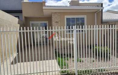 Imagem: A casa em condomínio possui 3 Dormitórios, 1 Banheiro, 1 Vaga