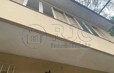 Imagem 3: Imóvel para venda possui 211 metros quadrados com 3 quartos em Tijuca...