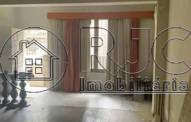 Imagem 8: Imóvel para venda possui 211 metros quadrados com 3 quartos em Tijuca...