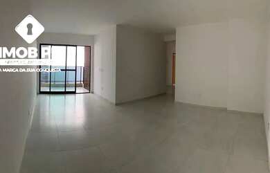 Imagem: O apartamento possui 3 Dormitórios, 2 Banheiros, 2 Vagas na