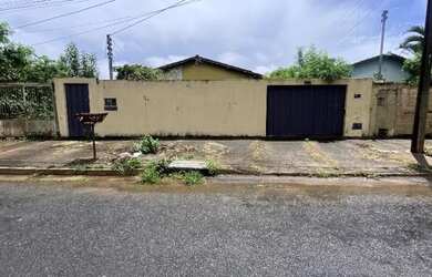 Imagem: O terreno possui 360m² de Área e está localizado em Setor