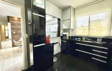 Imagem 7: Espetacular 3 quartos. Piscina, Varanda, Guarda roupae90m² de Área