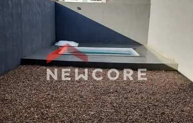 Imagem: A casa possui 3 Dormitórios, 3 Banheiros, 4 Vagas na garagem