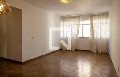 Imagem: O apartamento possui 4 Dormitórios, 3 Banheiros, 1 Vaga na