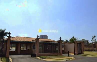 Imagem: A casa em condomínio possui 4 Dormitórios, 5 Banheiros, 4