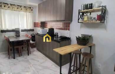 Imagem: O apartamento possui 2 Dormitórios, 1 Banheiro, 1 Vaga na garagem