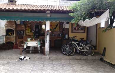 Imagem 6: Casarão com piscina. Piscina, Churrasqueira, VarandaeÁrea de serviço