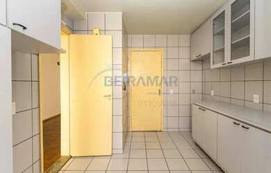 Imagem 7: Apartamento com 2 Quartos e Armários, Nascente, com Vista Livre na QI...