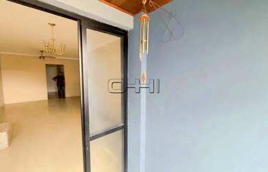 Imagem: O apartamento possui 3 Dormitórios, 4 Banheiros, 2 Vagas na