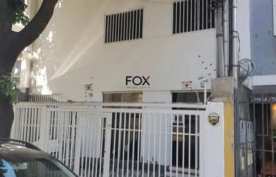 Imagem: O depósito possui 240m² de Área e está localizado em Santo