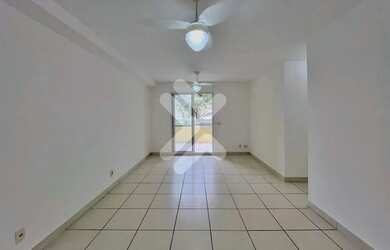 Imagem: O apartamento possui 3 Dormitórios, 3 Banheiros, 2 Vagas na