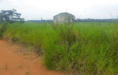 Imagem: O terreno possui 360m² de Área e está localizado em Casimiro