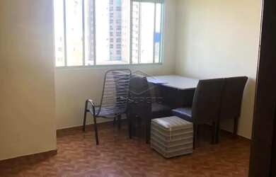 Imagem: O apartamento possui 3 Dormitórios, 1 Banheiro, 1 Vaga na garagem