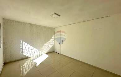 Imagem: O apartamento possui 2 Dormitórios, 1 Banheiro, 66m² de Área