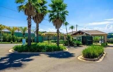 Imagem: O terreno à venda possui 375m² de Área e está localizado