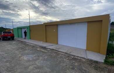 Imagem 1: Casa a venda. Varanda, 300m² de Área, 2 Vagas na garageme2 Dormitórios