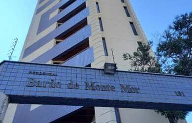 Imagem: O apartamento possui 3 Dormitórios, 2 Banheiros, 1 Vaga na