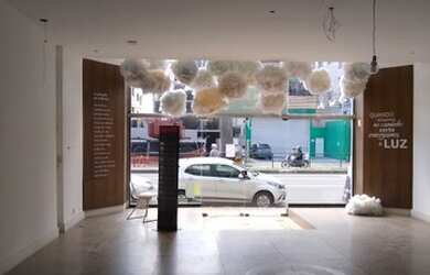 Imagem: O depósito possui 5 Vagas na garagem e 408m² de Área e está