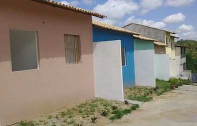 Imagem: A casa em condomínio possui 2 Dormitórios, 1 Banheiro, 65m²