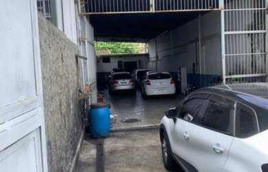 Imagem 4: Galpão/Depósito/Armazém para aluguel possui 250 metros quadrados