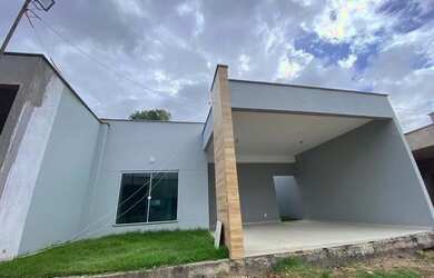 Imagem: A casa em condomínio possui 2 Dormitórios, 2 Banheiros, 2