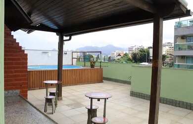 Imagem: O apartamento possui 4 Dormitórios, 4 Banheiros, 3 Vagas na