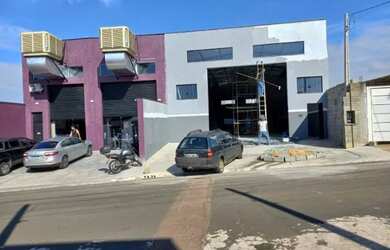 Imagem: O depósito possui 5 Vagas na garagem, 350m² de Área, Imóvel