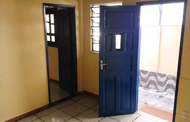 Imagem 1: Aluguel casa. 10m² de Área, 1 Banheiroe1 Dormitório