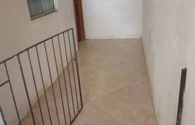 Imagem: A casa para alugar possui 1 Dormitório e 1 Banheiro e está