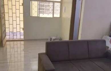 Imagem: A casa possui 2 Dormitórios, 2 Banheiros, 1 Vaga na garagem