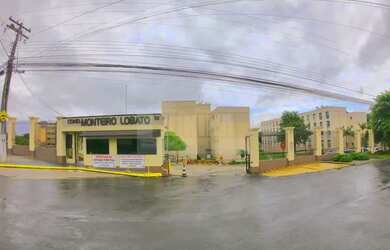 Imagem: O apartamento possui 3 Dormitórios, 1 Banheiro, 1 Vaga na garagem