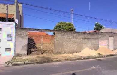 Imagem: A casa possui 192m² de Área e está localizado em Mocambinho