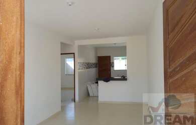 Imagem: A casa possui 2 Dormitórios, 1 Banheiro, 1 Vaga na garagem