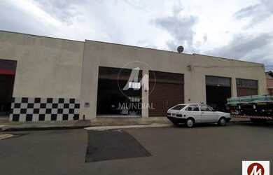 Imagem: O depósito possui 1 Vaga na garagem, 102m² de Área e está