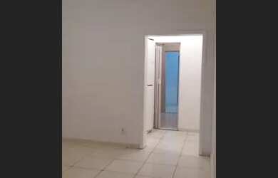 Imagem 2: Apartamento com 1 Quarto Boa Dependência para alugar - Copacabana