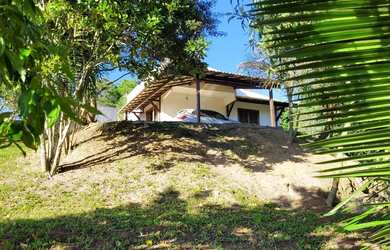 Imagem: A chácara possui 2.450m² de Área e está localizado em Ilha